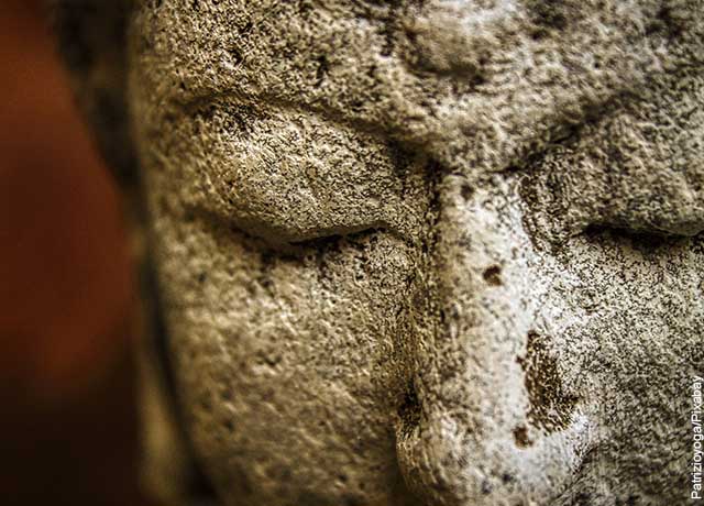 Foto de una estatua budista que ilustra el significado de los sueños